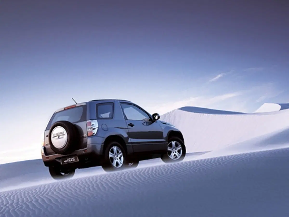 Suzuki Grand Vitara (4)
