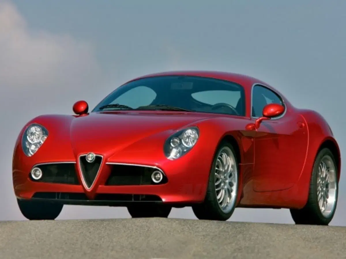 Alfa Romeo 8c Competizione (10)