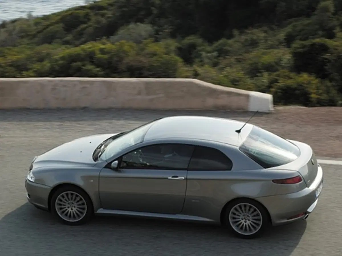 Alfa Romeo GT (3)