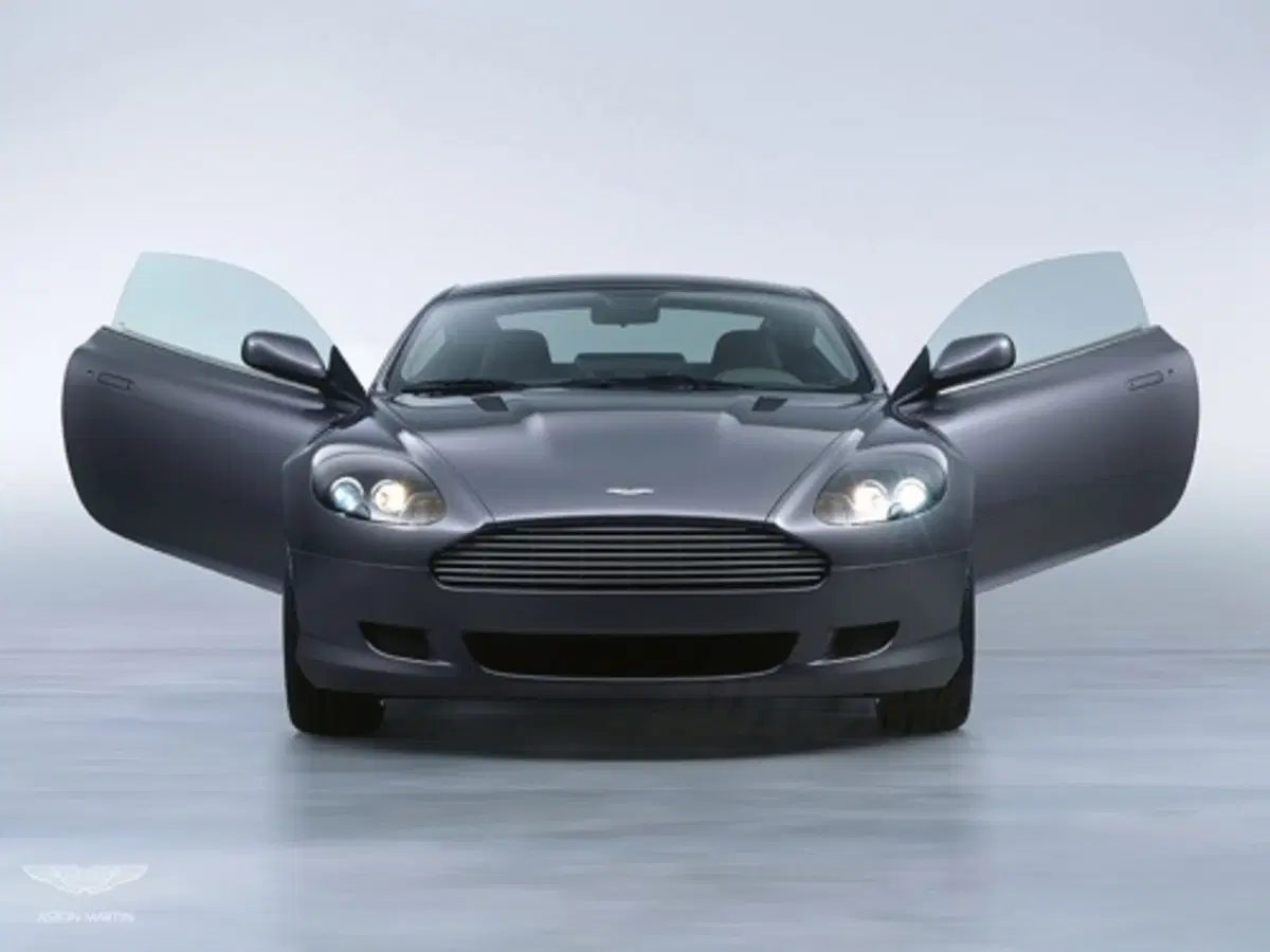 Aston Martin DB9