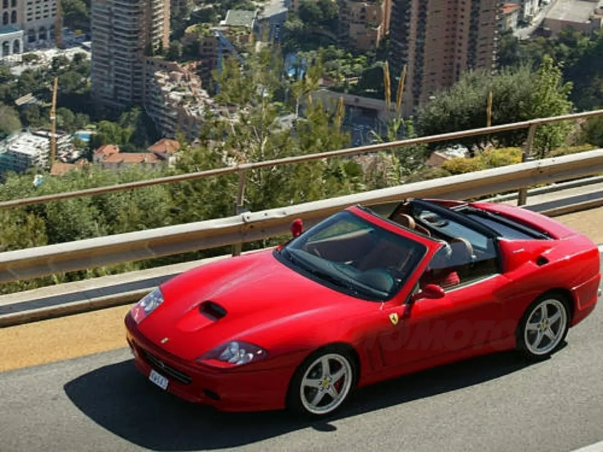 Ferrari Superamerica (2)