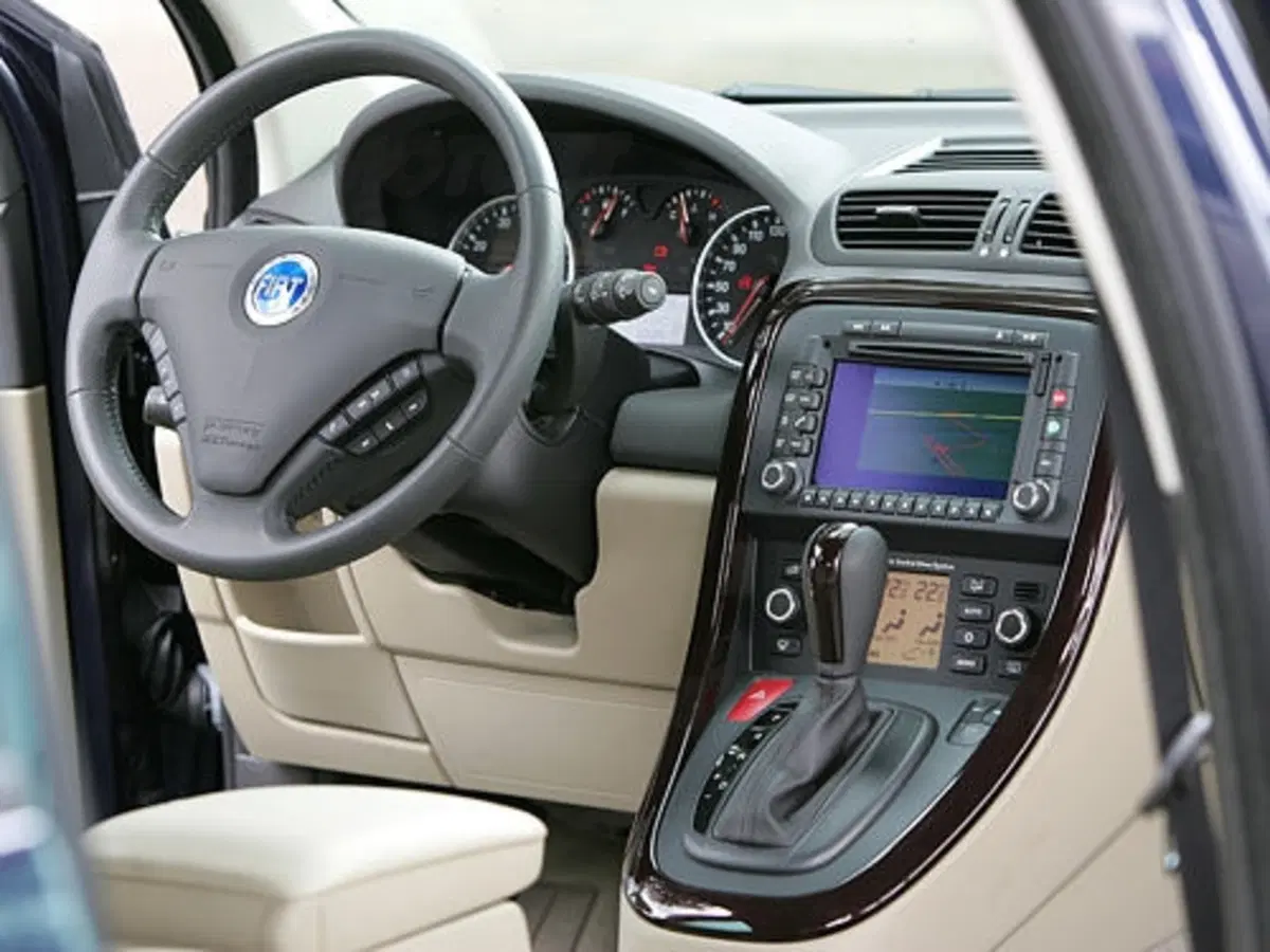 Fiat Croma (12)