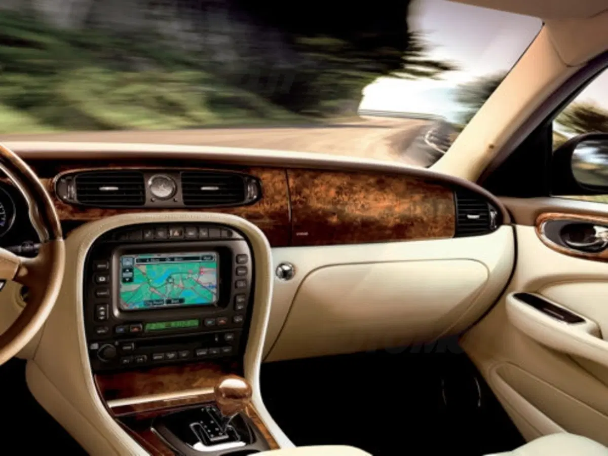 Jaguar XJ 2.7 turbodiesel (15)