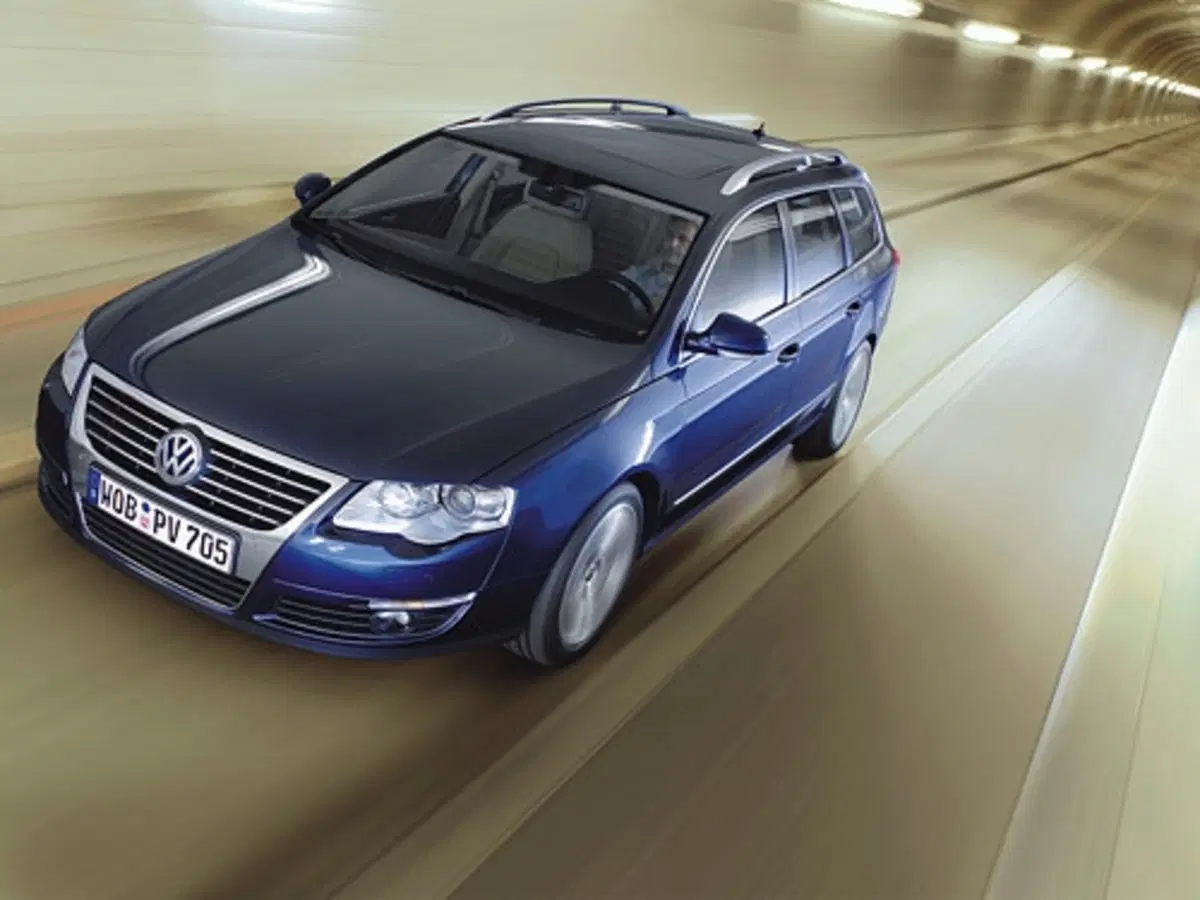 Volkswagen Passat Variant (14)