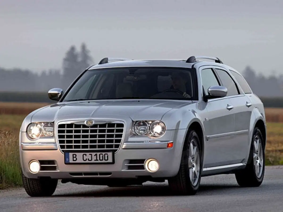 Chrysler 300C 3.0 CRD (2)