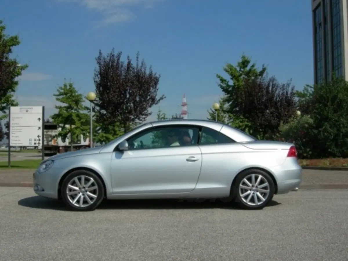 Volkswagen Eos (6)