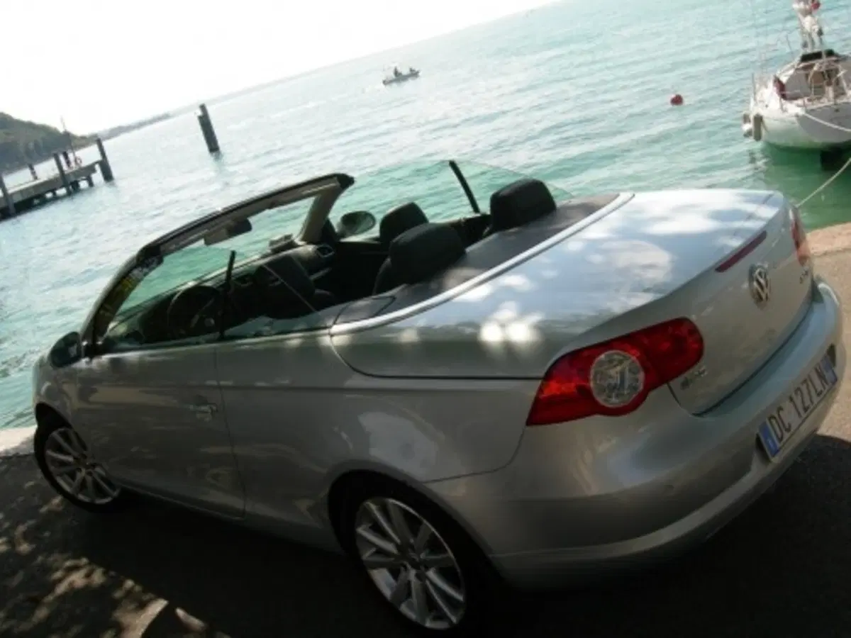 Volkswagen Eos (31)