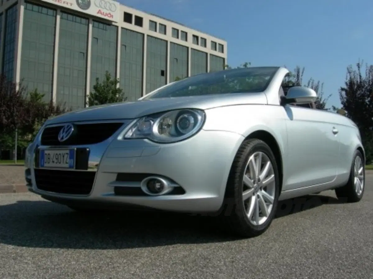 Volkswagen Eos (35)