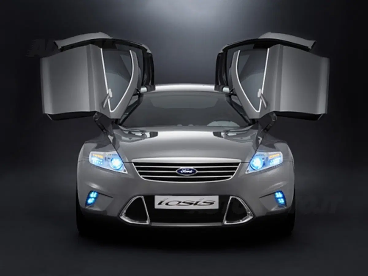Ford Iosis (4)