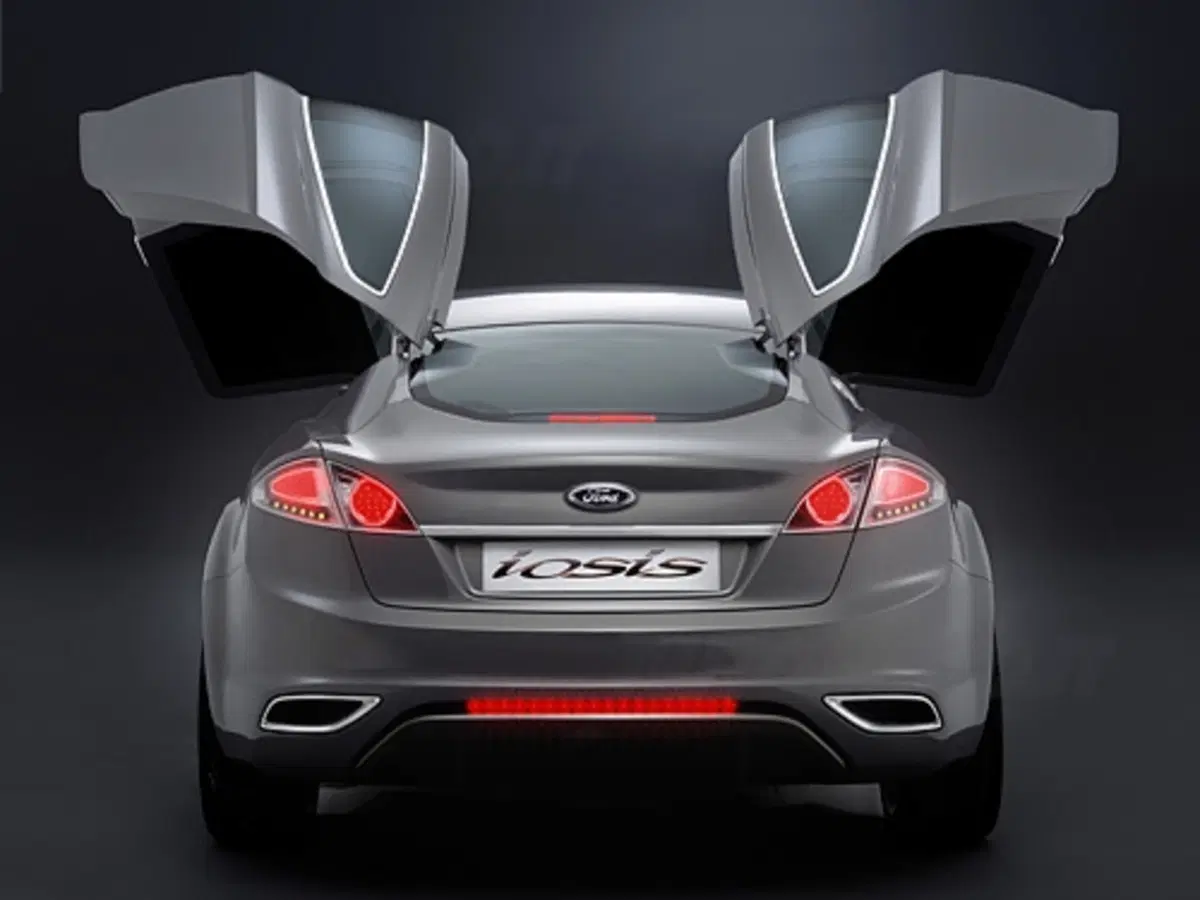 Ford Iosis (5)