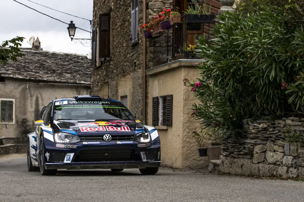 WRC16 Francia. 2a Tappa. Sempre più Ogier (VW)  (35)