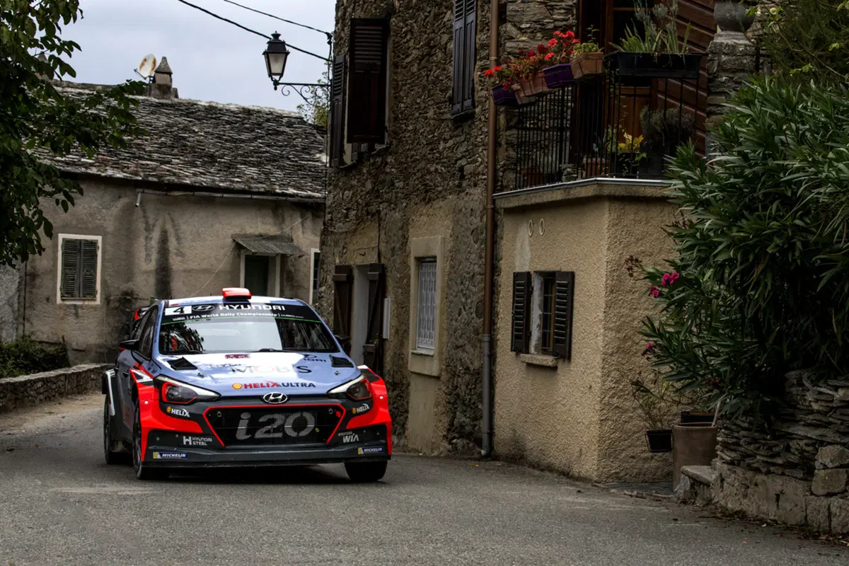 WRC16 Francia. 2a Tappa. Sempre più Ogier (VW)  (38)