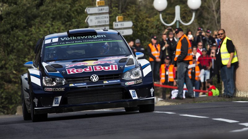 WRC16 Francia. 2a Tappa. Sempre pi&ugrave; Ogier (VW) 