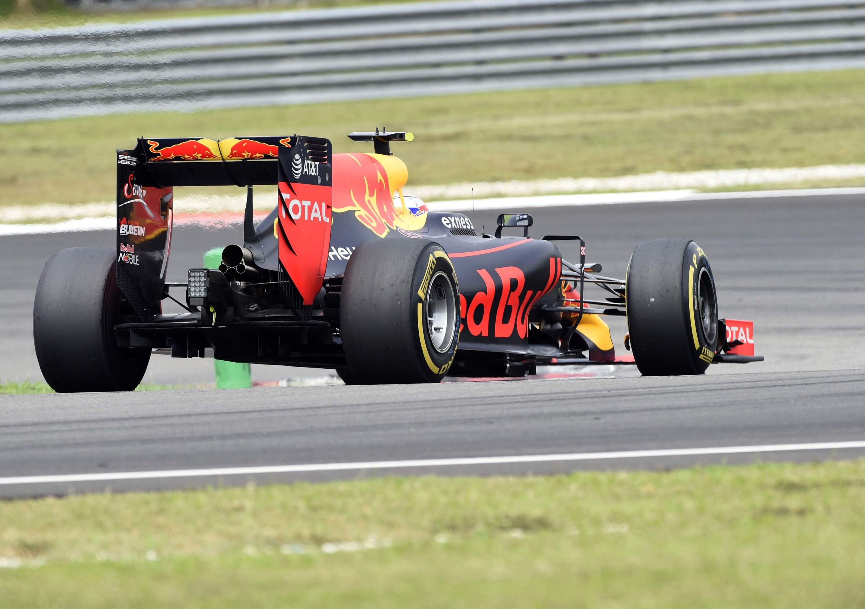 F1, Gp Malesia 2016, Ricciardo: &laquo;La vittoria, che emozione travolgente!&raquo;