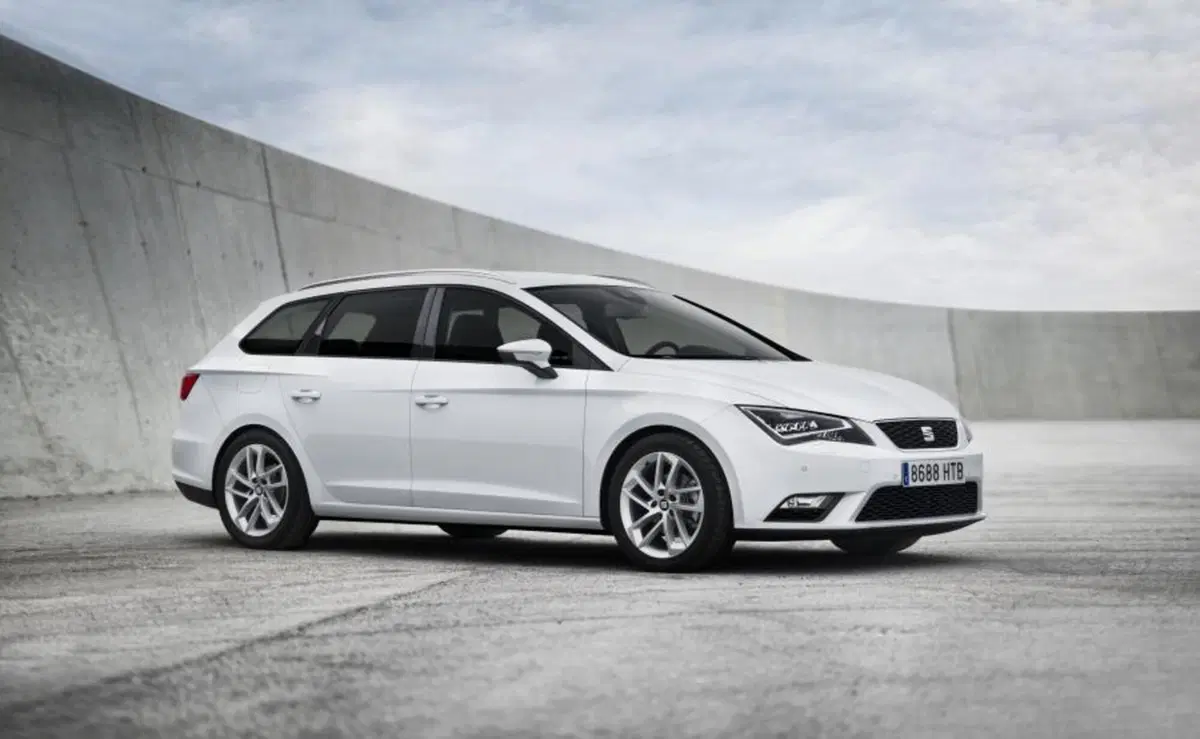 Quale comprare, Confronto: Seat Leon ST 1.6 TDI Vs Kia cee’d SW 1.6 CRDi (3)
