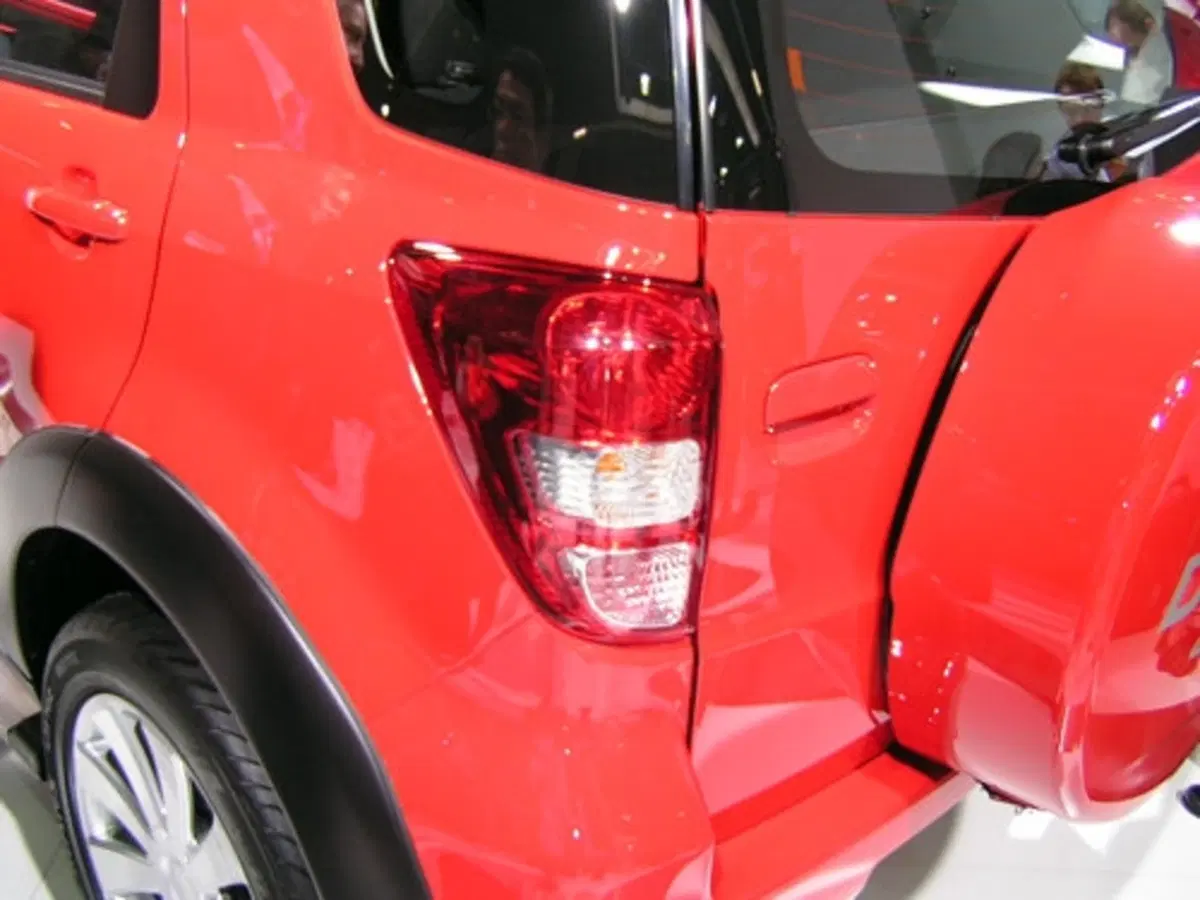 Daihatsu D-Compact 4x4 (7)