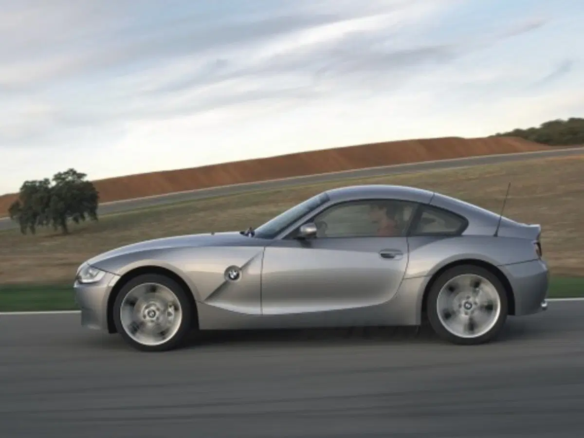 BMW Z4 Coupé e Z4 M Coupè (2)