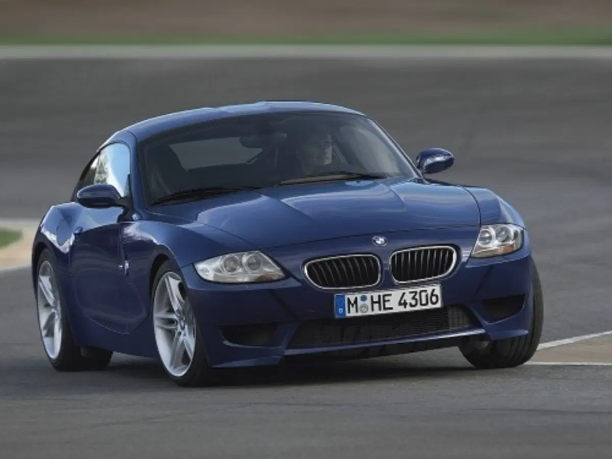 BMW Z4 Coupé e Z4 M Coupè (8)