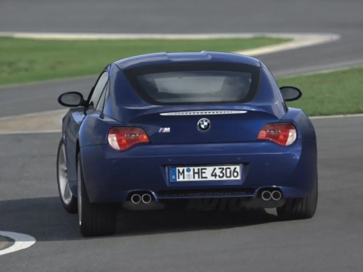 BMW Z4 Coupé e Z4 M Coupè (11)