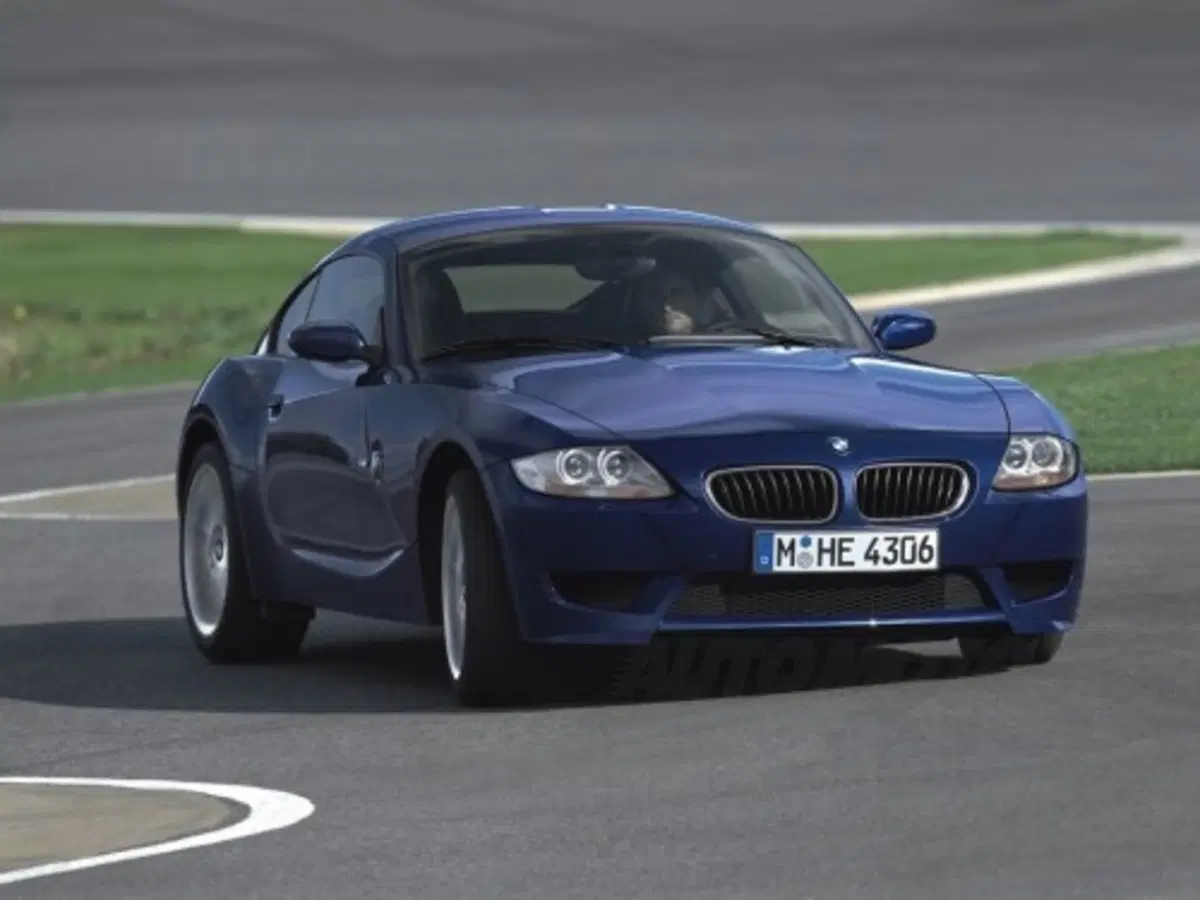 BMW Z4 Coupé e Z4 M Coupè (13)