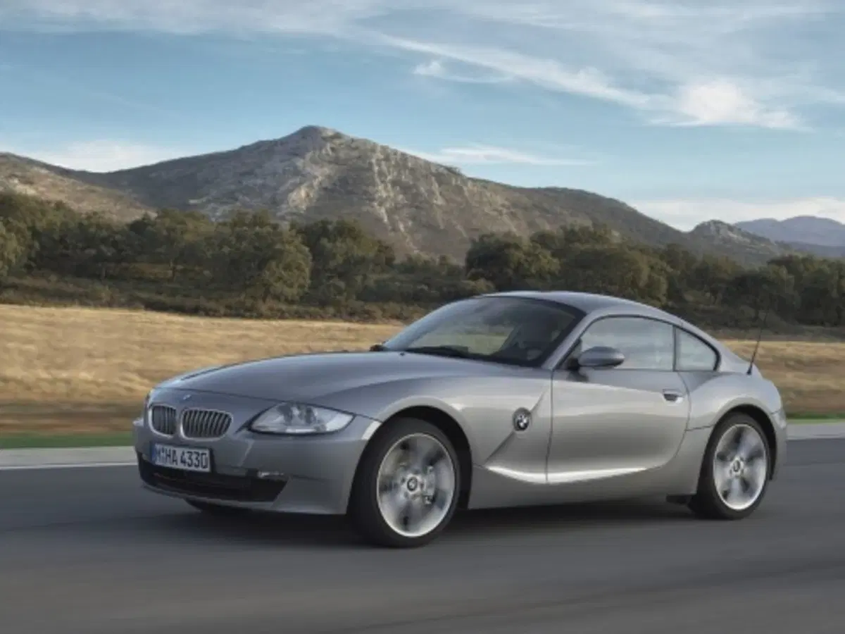 BMW Z4 Coupé e Z4 M Coupè (14)