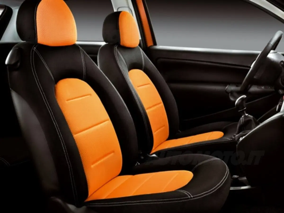 Lancia Ypsilon Momo (3)
