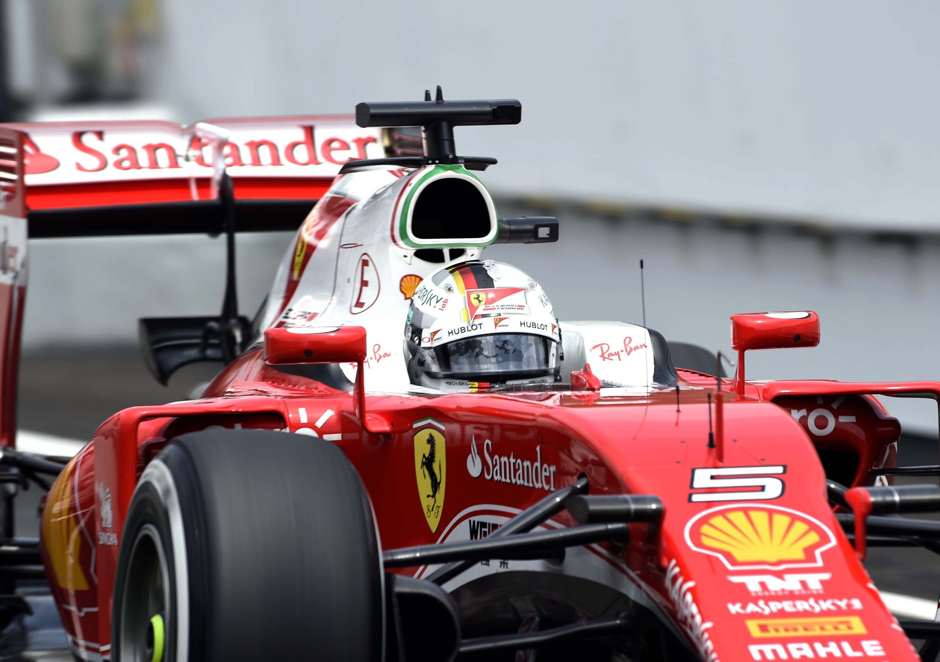 F1, Gp Malesia 2016: Vettel, &egrave; ora di resettare la mente