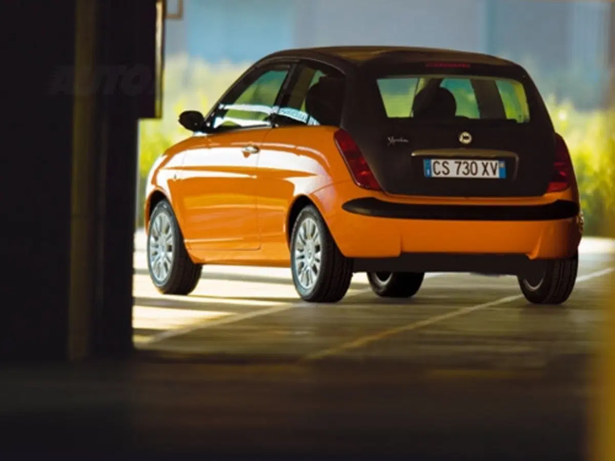Lancia Ypsilon Momo (13)