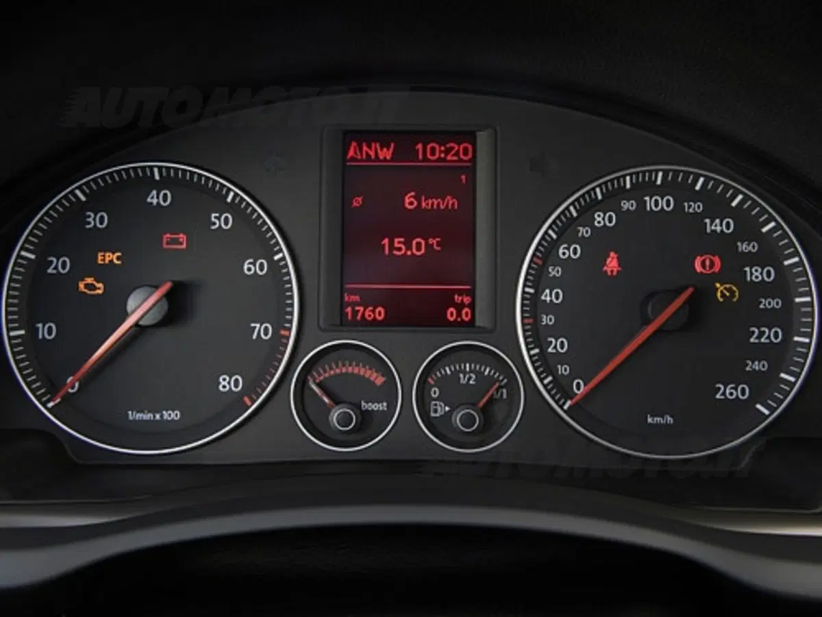Volkswagen Golf GT (3)