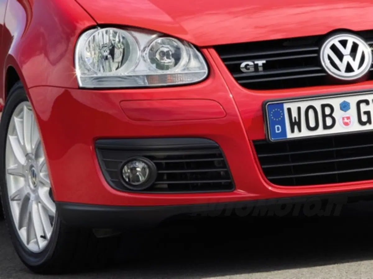 Volkswagen Golf GT (12)