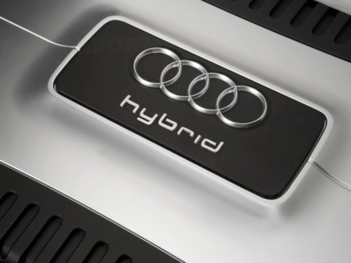 Audi Q7 Hybrid (8)