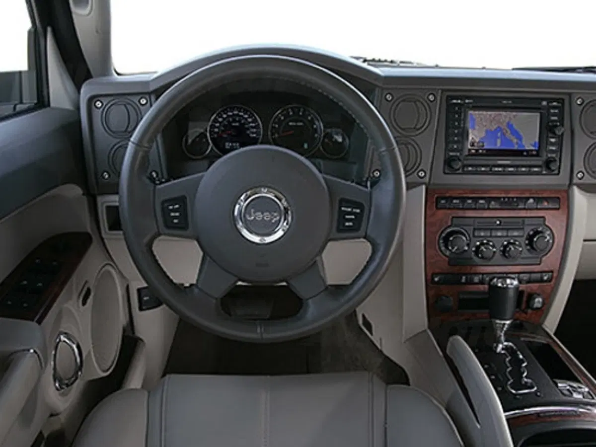 Jeep Commander