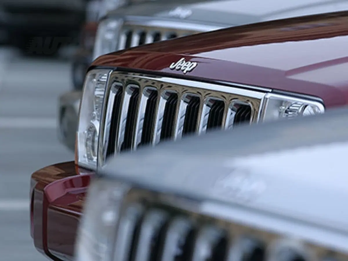 Jeep Commander (9)