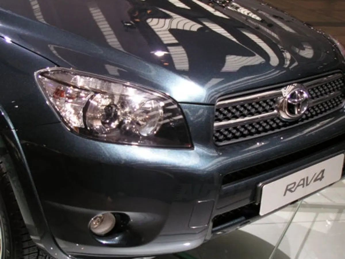Toyota nuovo RAV4 (10)