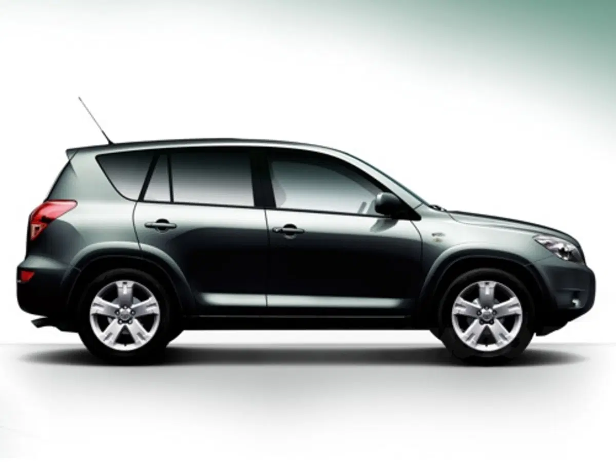 Toyota nuovo RAV4 (14)