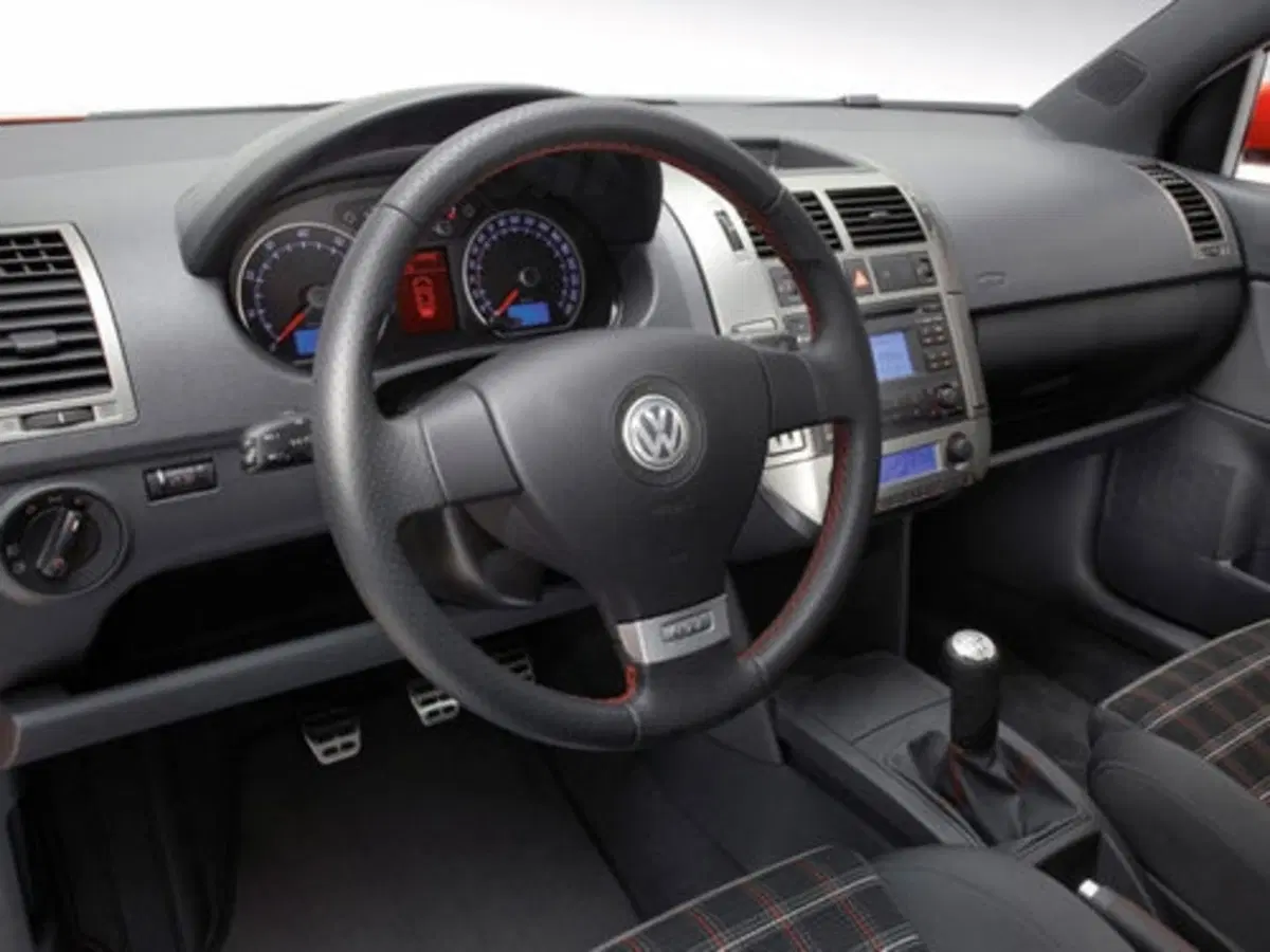 Volkswagen Polo GTI (4)