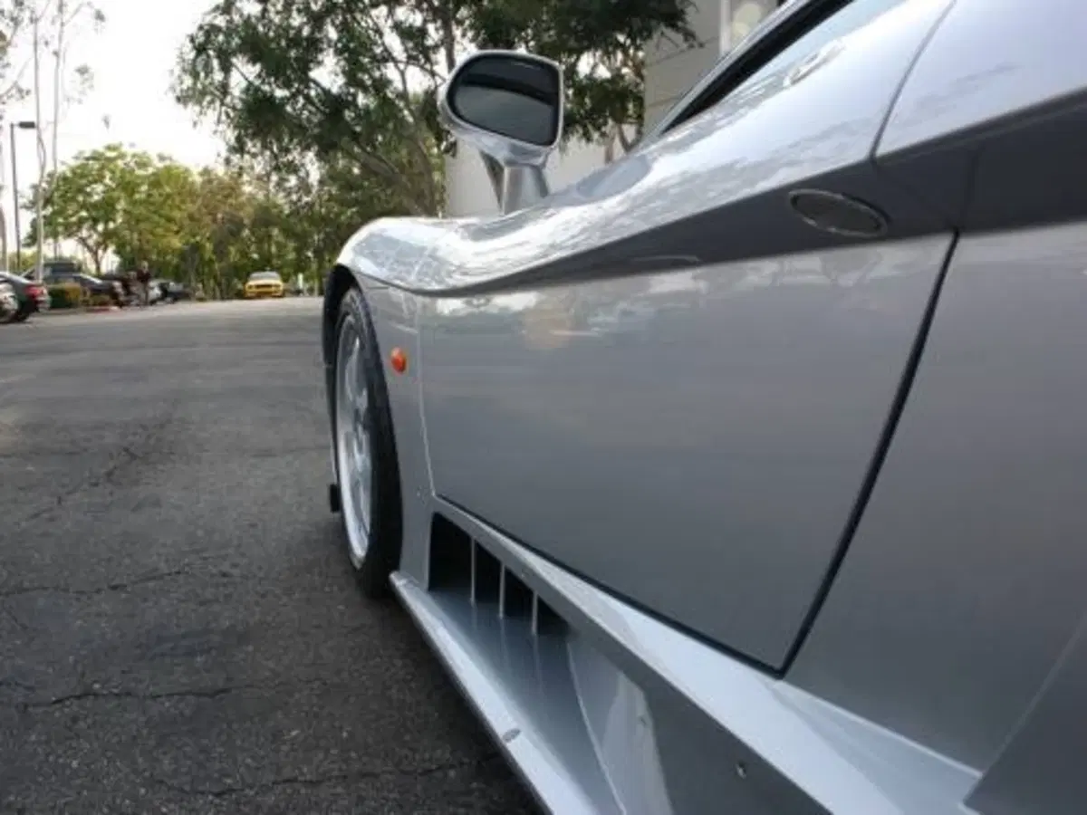 Saleen S7 Twin Turbo (2)