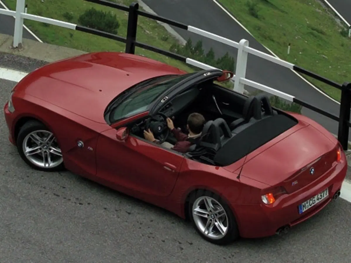 BMW Z4 M: ecco il restyling (11)