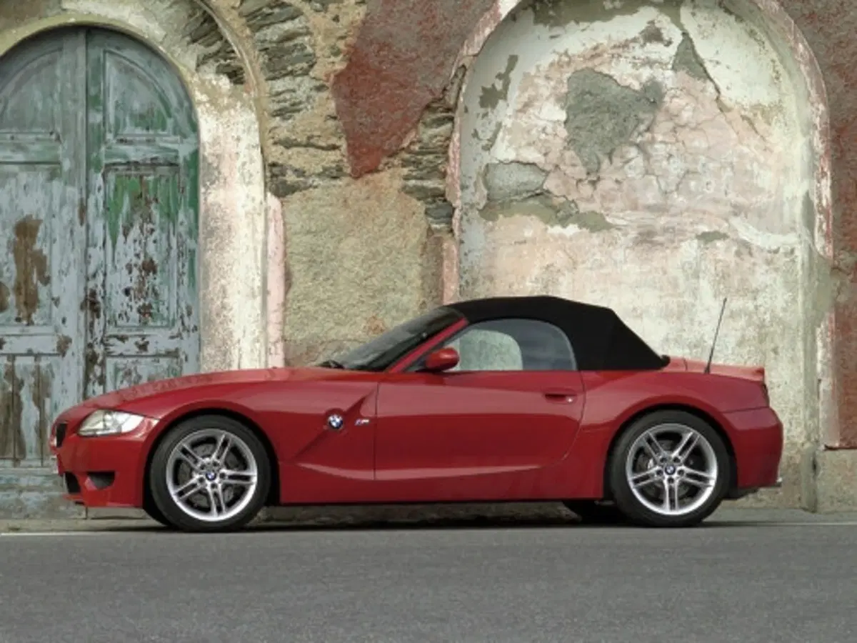 BMW Z4 M: ecco il restyling (12)