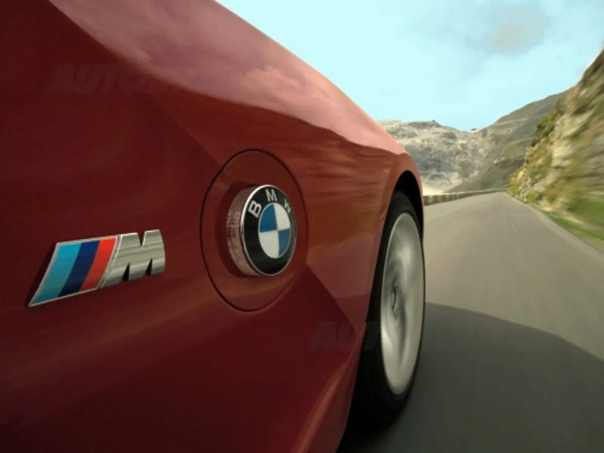 BMW Z4 M: ecco il restyling (13)