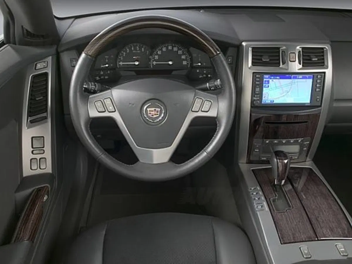Cadillac V Series (4)