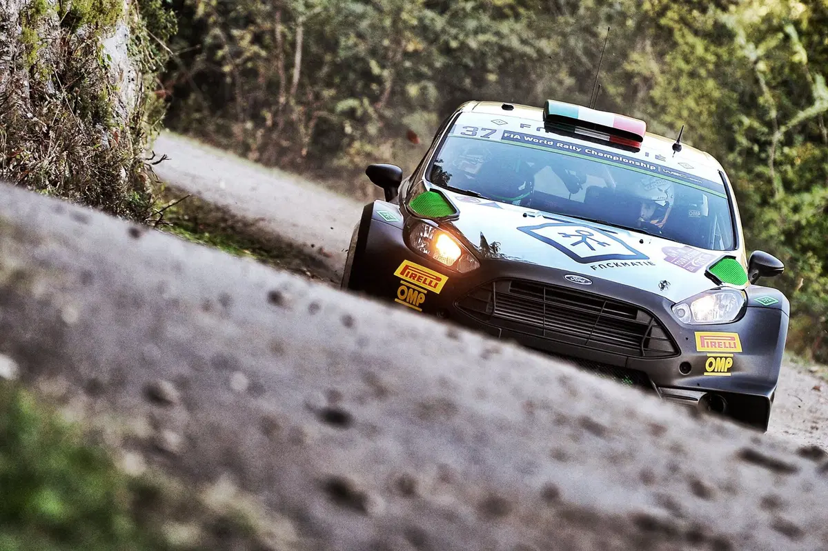 WRC16 Francia. Vince Ogier (VW Polo R)! (4)