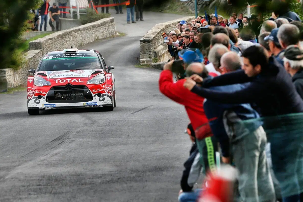 WRC16 Francia. Vince Ogier (VW Polo R)! (11)
