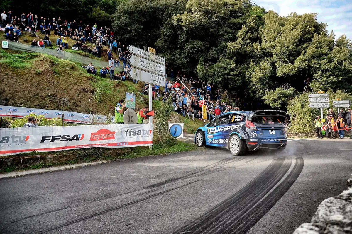WRC16 Francia. Vince Ogier (VW Polo R)! (14)