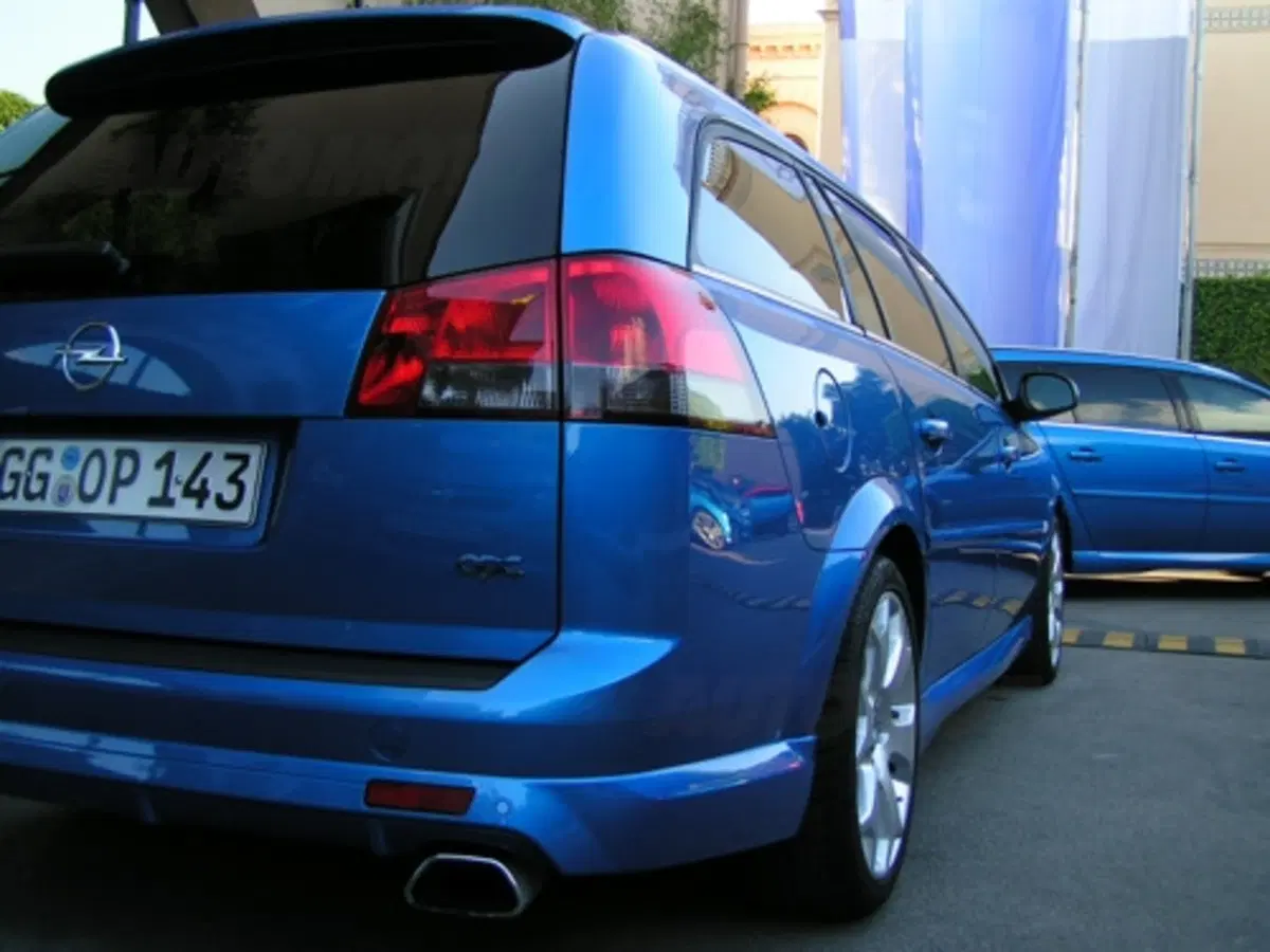 Opel Vectra (2)