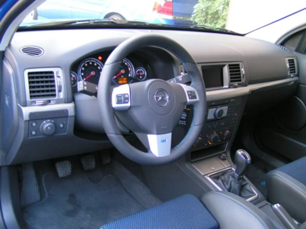 Opel Vectra (6)