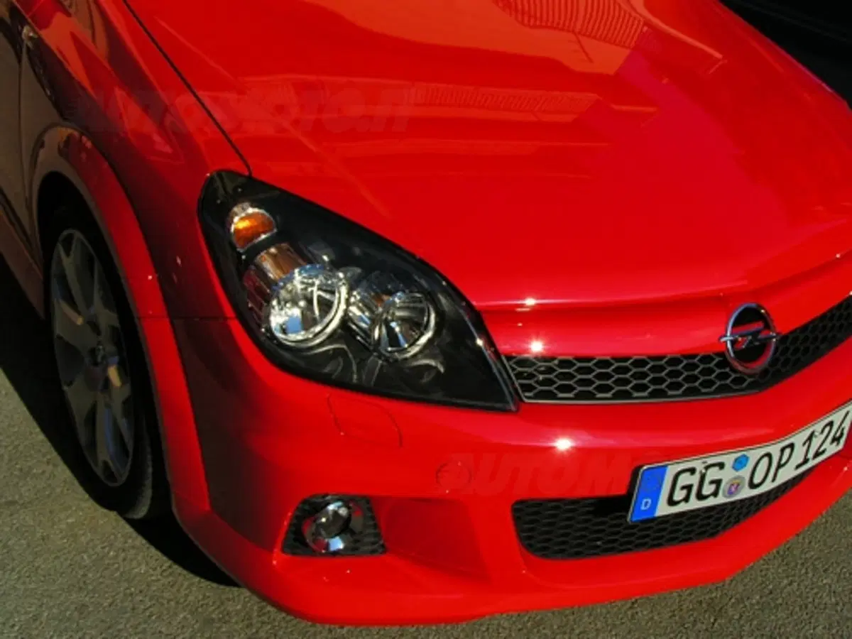 Opel Astra (2)