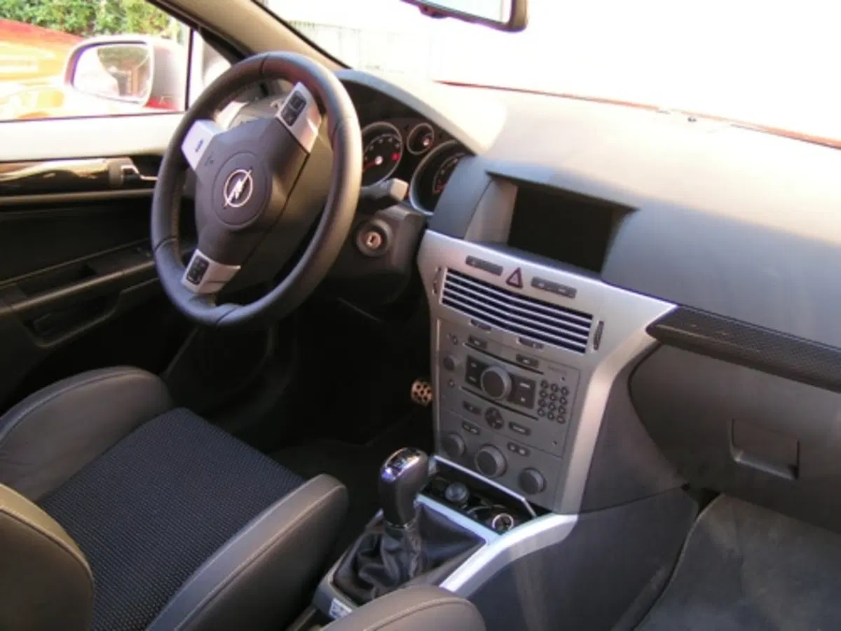 Opel Astra (8)