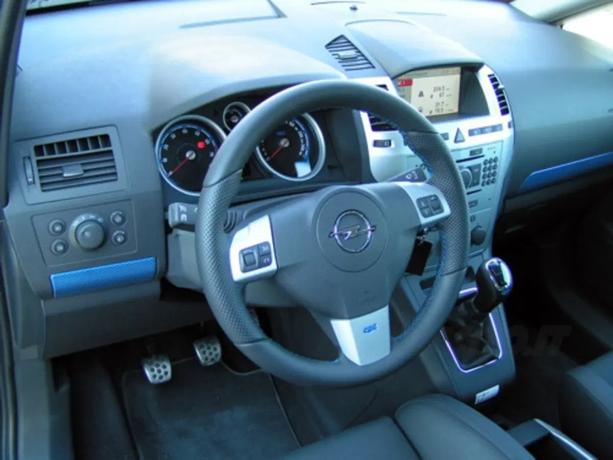Opel Astra (10)