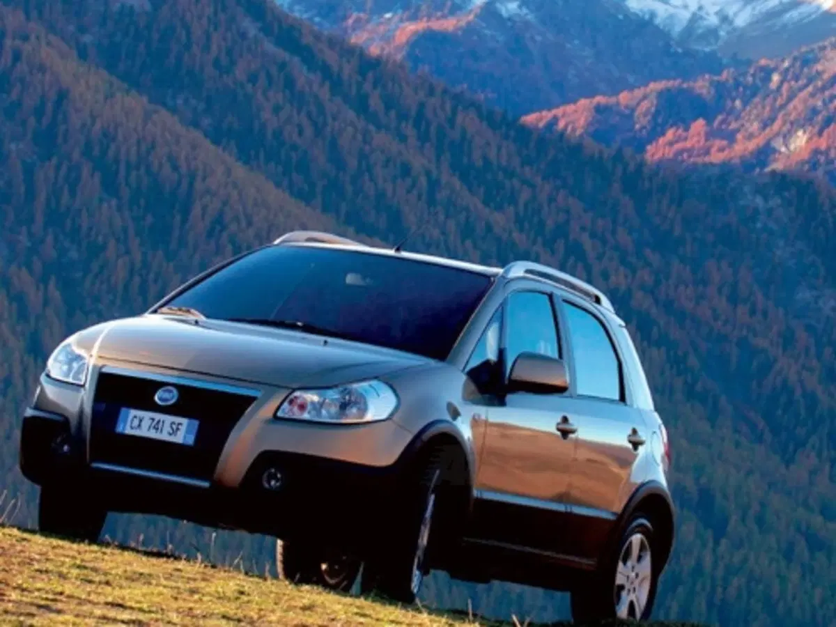 Fiat Sedici (4)